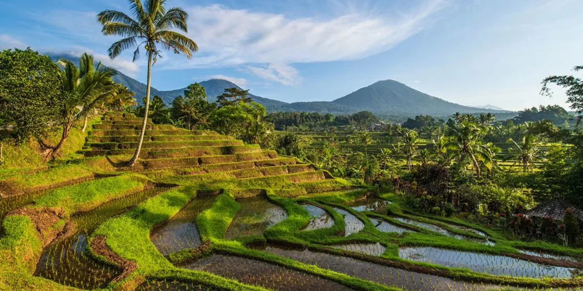 Top-10-Best-Places-to-Visit-in-Indonesia