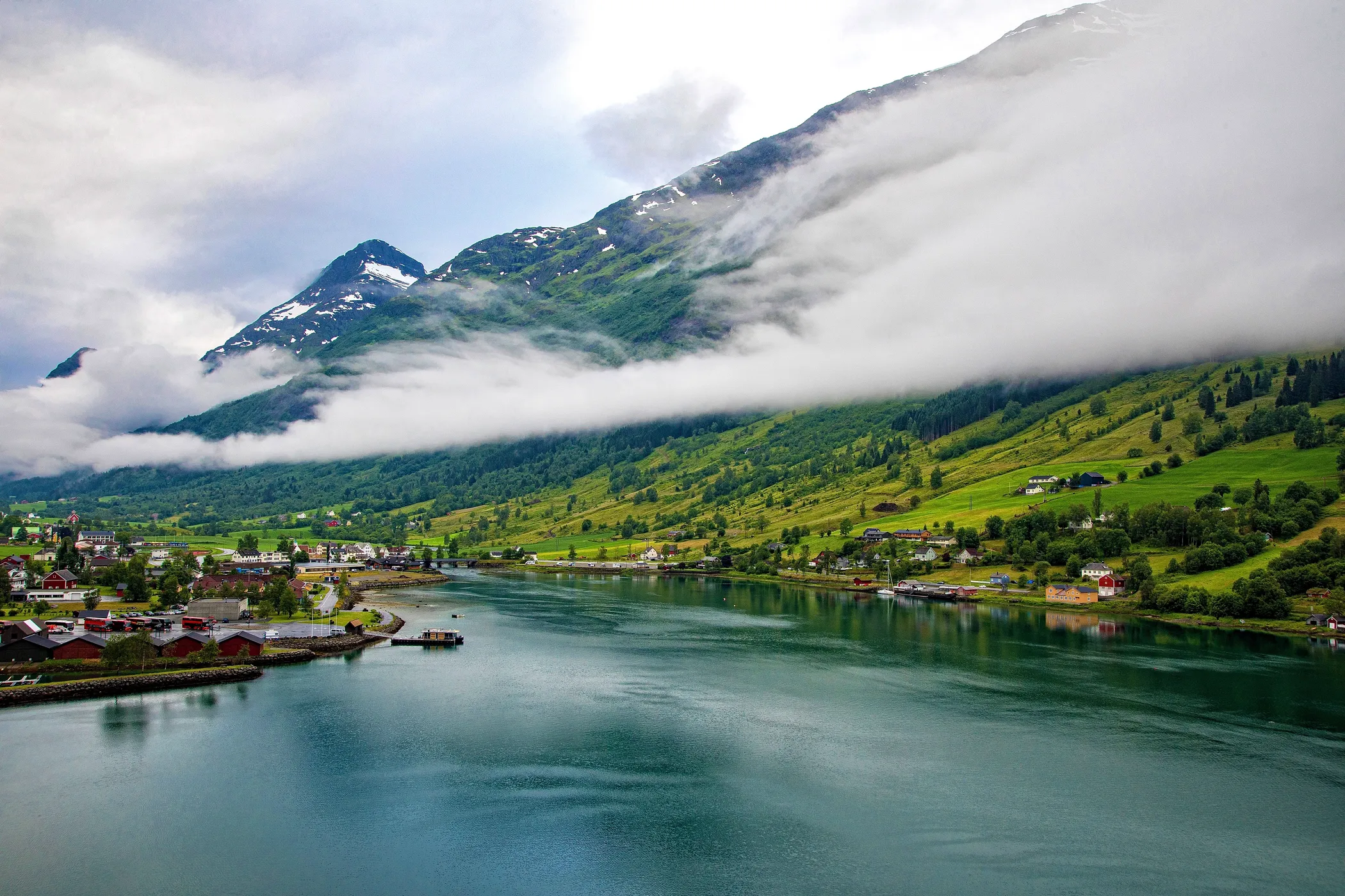 innvikfjorden-norway-aios
